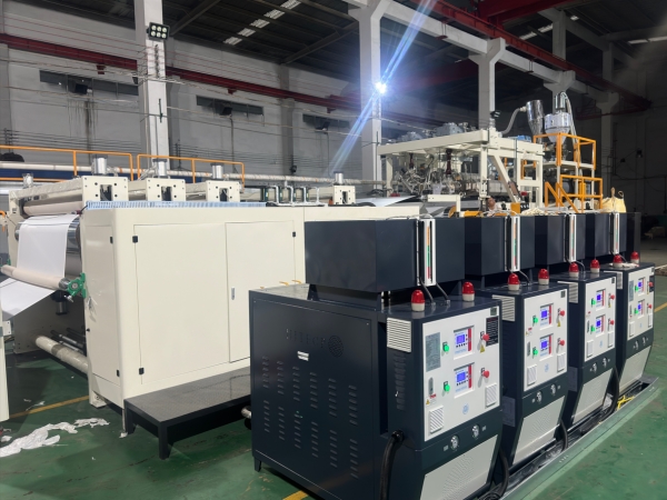 Low-Permeability PE Breathable Cast Film Extrusion Line.jpg
