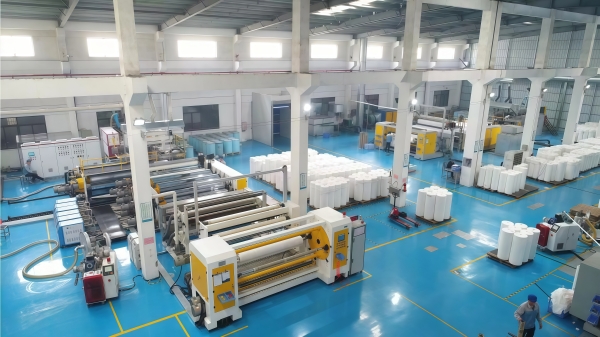 High-Efficiency Ultra-Wide PE Film Extrusion Equipment