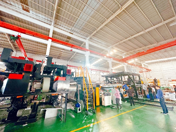 Inline Printing non-breathable cast film extrusion line.JPG