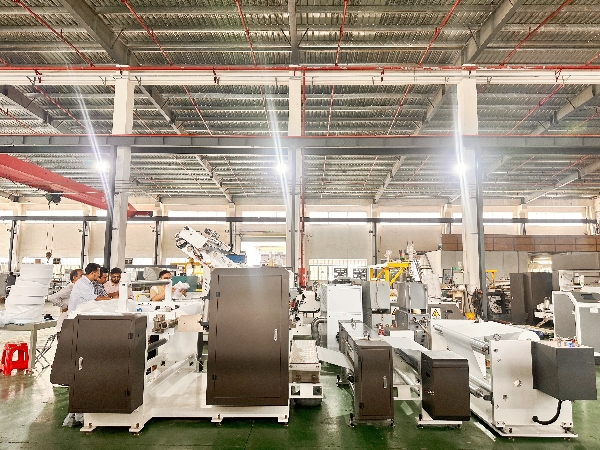 Medical nonwoven embossing perforating equipment 